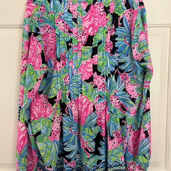Lilly Pulitzer Vibrant Pink and Blue Leafy Tunic - Picture 7 of 7